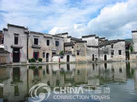 Hongcun Village, Huangshan Attractions,  Huangshan Travel Guide