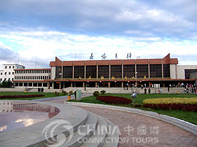 Jiayuguan railway station, Jiayuguan Transportation, Jiayuguan Travel Guide