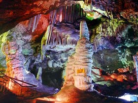 Cockscomb Cave (Jiguan Cave)