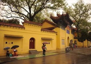 Baotong Zenist Temple